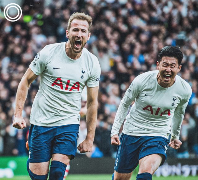 苦苦支撑！锡安强突拉杆上篮2+1 个人已经9投8中砍下21分（独自扛旗！锡安强突拉杆打成2+1，9投8中已砍下21分）