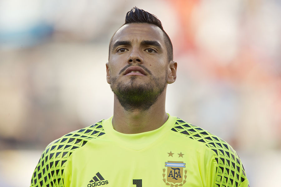 中超11月最佳阵容：法比奥、瓦科领衔，吴曦、王燊超入选