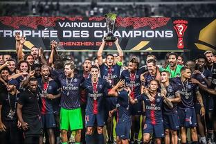 世体：梅西在进入诺坎普前没联系巴萨的任何人请求许可